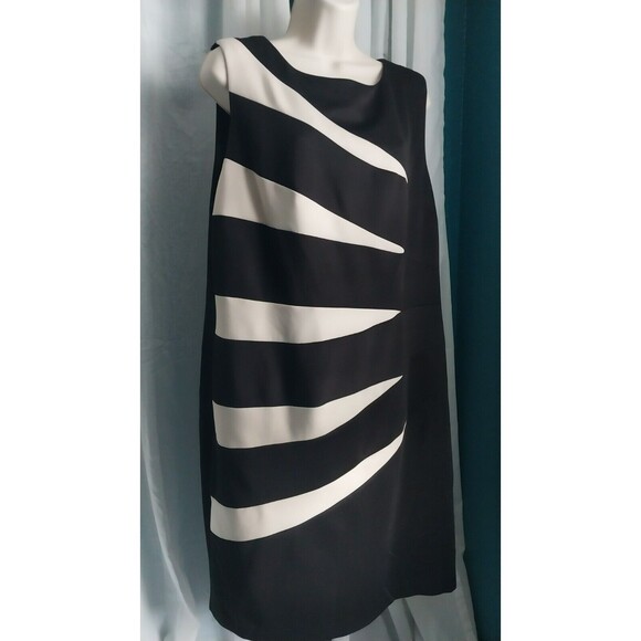 R&M Richards Dress Women's 14w Black White Sheath Zip Back Sleeveless - Picture 1 of 7